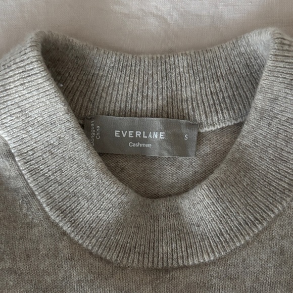 Everlane Heather Gray Cashmere Pullover - Picture 2 of 4